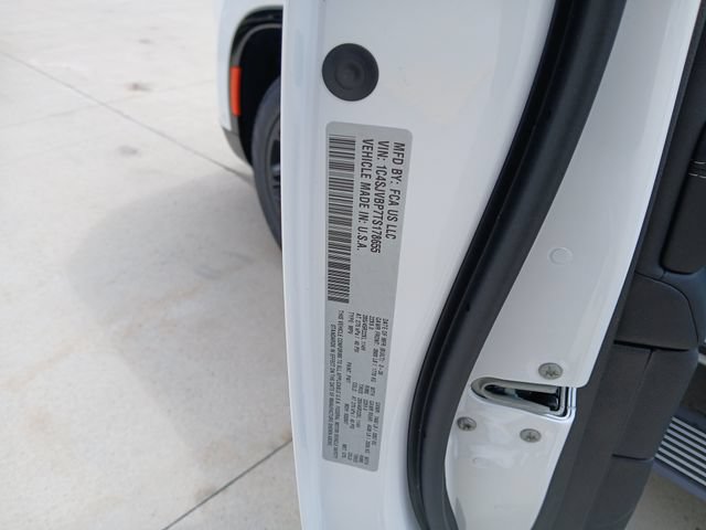 New 2026 Jeep Grand Wagoneer Limited AWD/4WD image 11