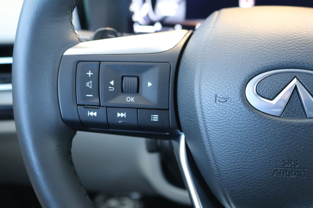 Certified 2025 INFINITI QX60 Luxe image 46