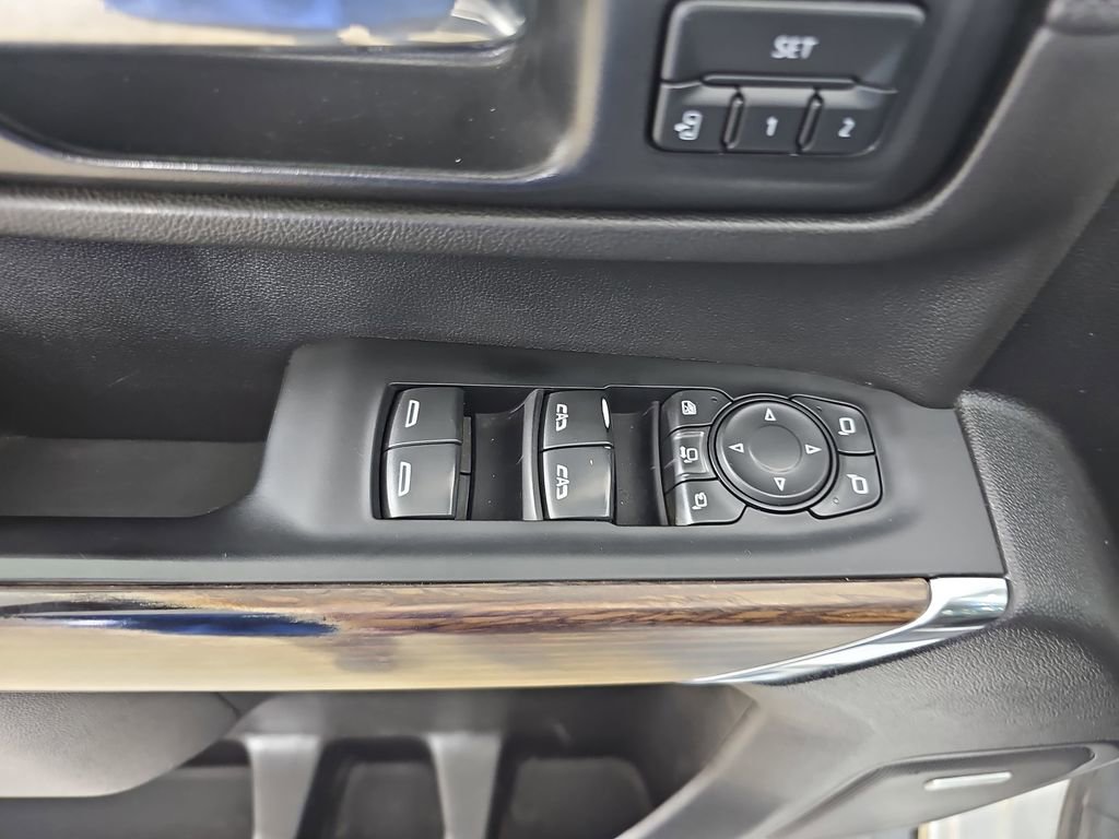 Used 2022 Chevrolet Silverado 2500 High Country AWD/4WD image 33