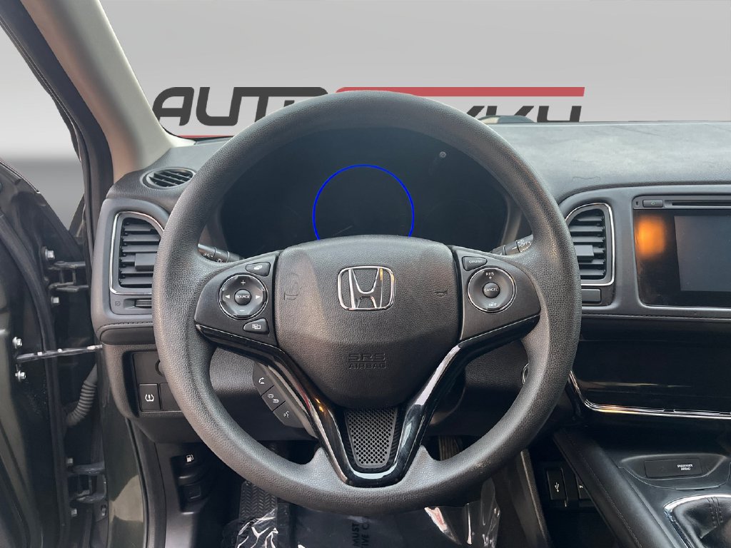 Used 2016 Honda HR-V EX image 13