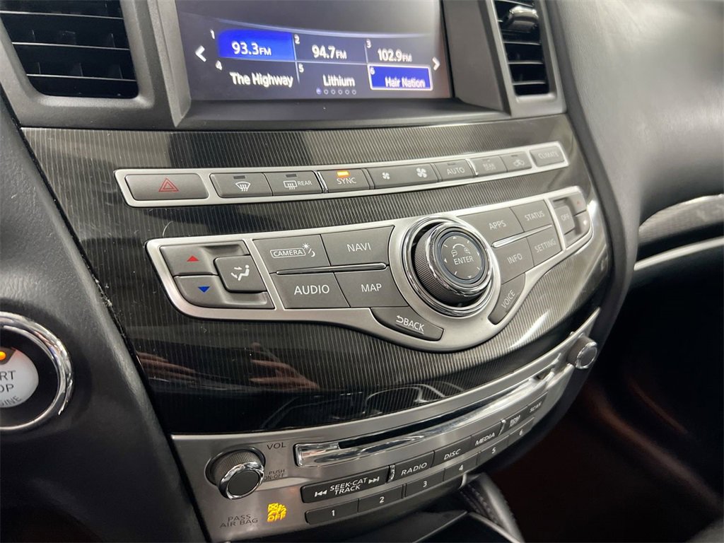 Used 2020 INFINITI QX60 Luxe w/ Essential Package image 16