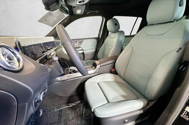 New 2026 Mercedes-Benz GLB 250 image 18