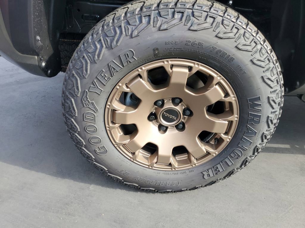 New 2025 Toyota Tacoma Trailhunter image 12