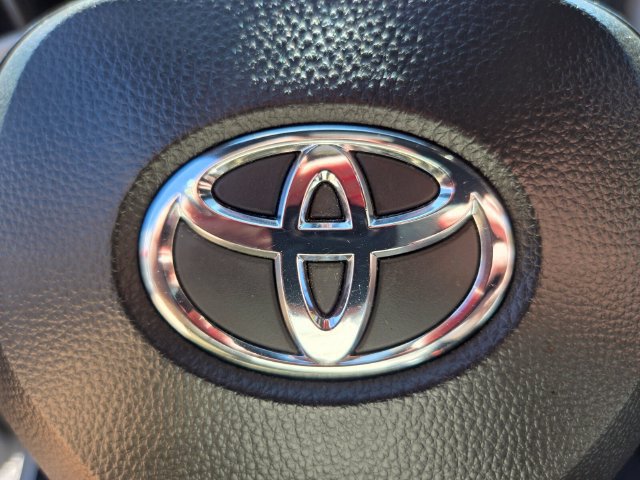 Used 2024 Toyota Corolla SE FWD image 31