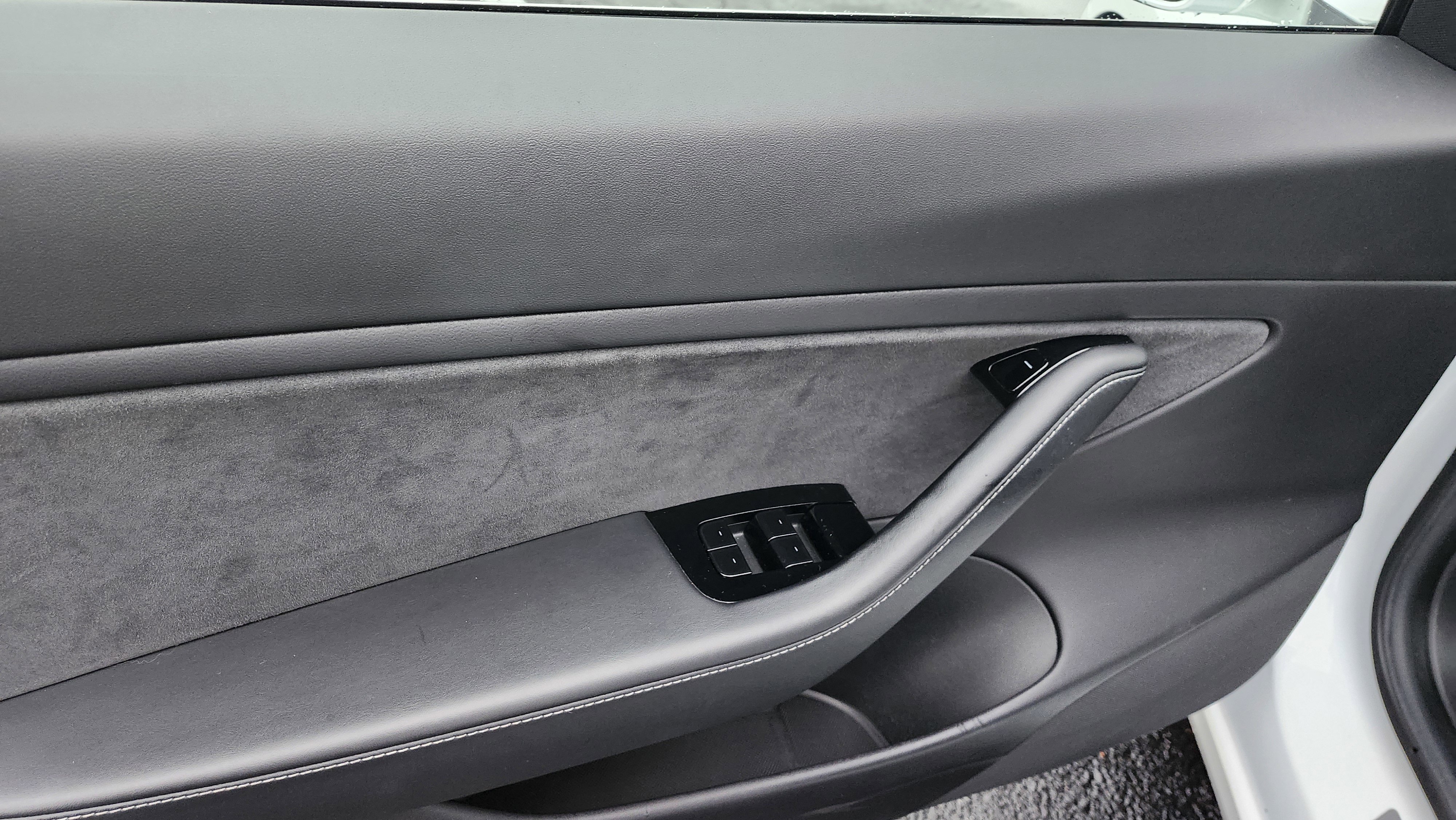 Used 2019 Tesla Model 3 Standard Range Plus image 17