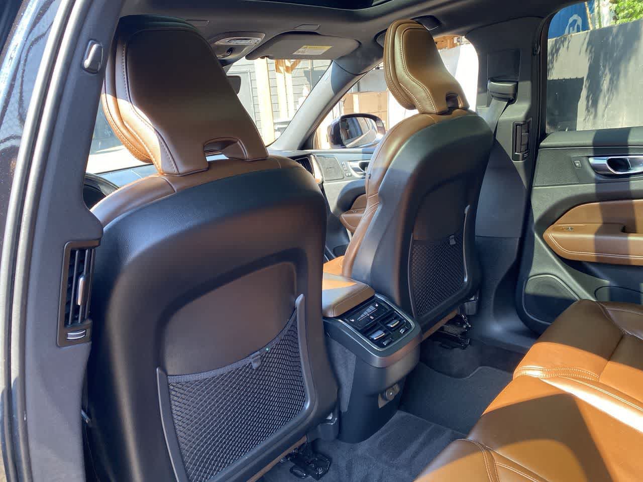 Used 2021 Volvo XC60 T5 Inscription w/ Advanced Package AWD/4WD image 16