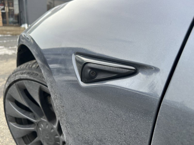 Used 2022 Tesla Model 3 Performance image 46