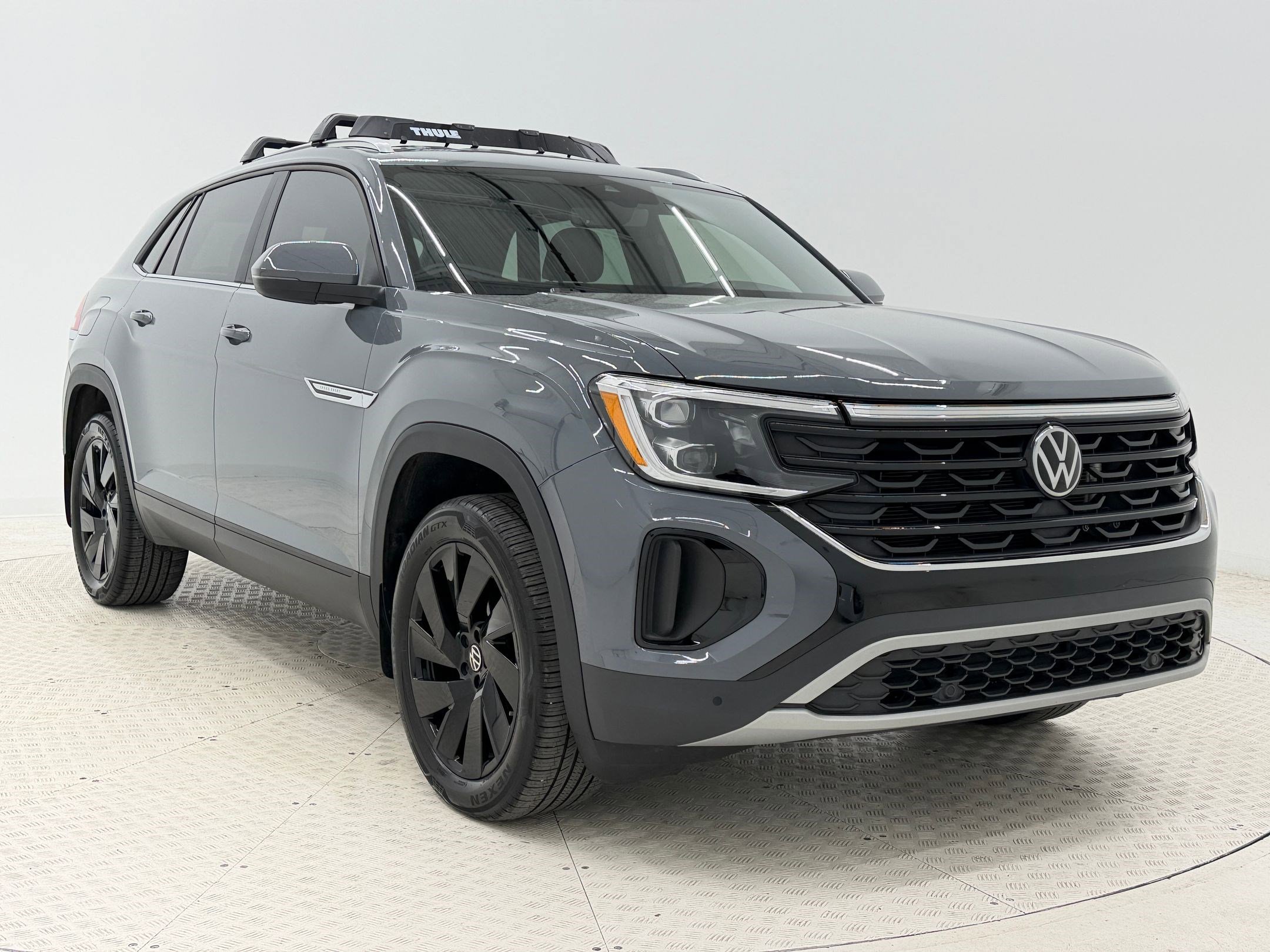 Used 2024 Volkswagen Atlas Cross Sport SE image 7