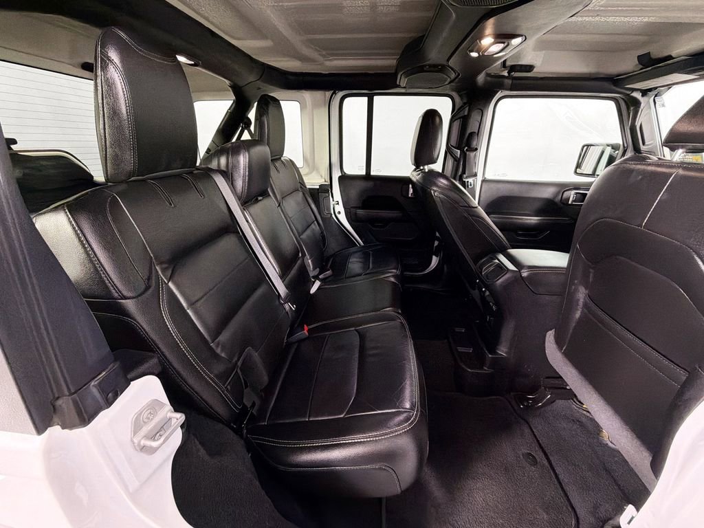 Used 2021 Jeep Wrangler Unlimited Sahara w/ Uconnect 4C Nav & Sound Group AWD/4WD image 27