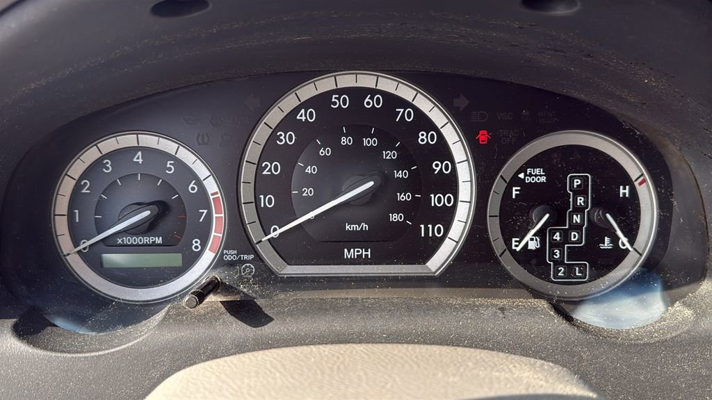 Used 2010 Toyota Sienna CE FWD image 6