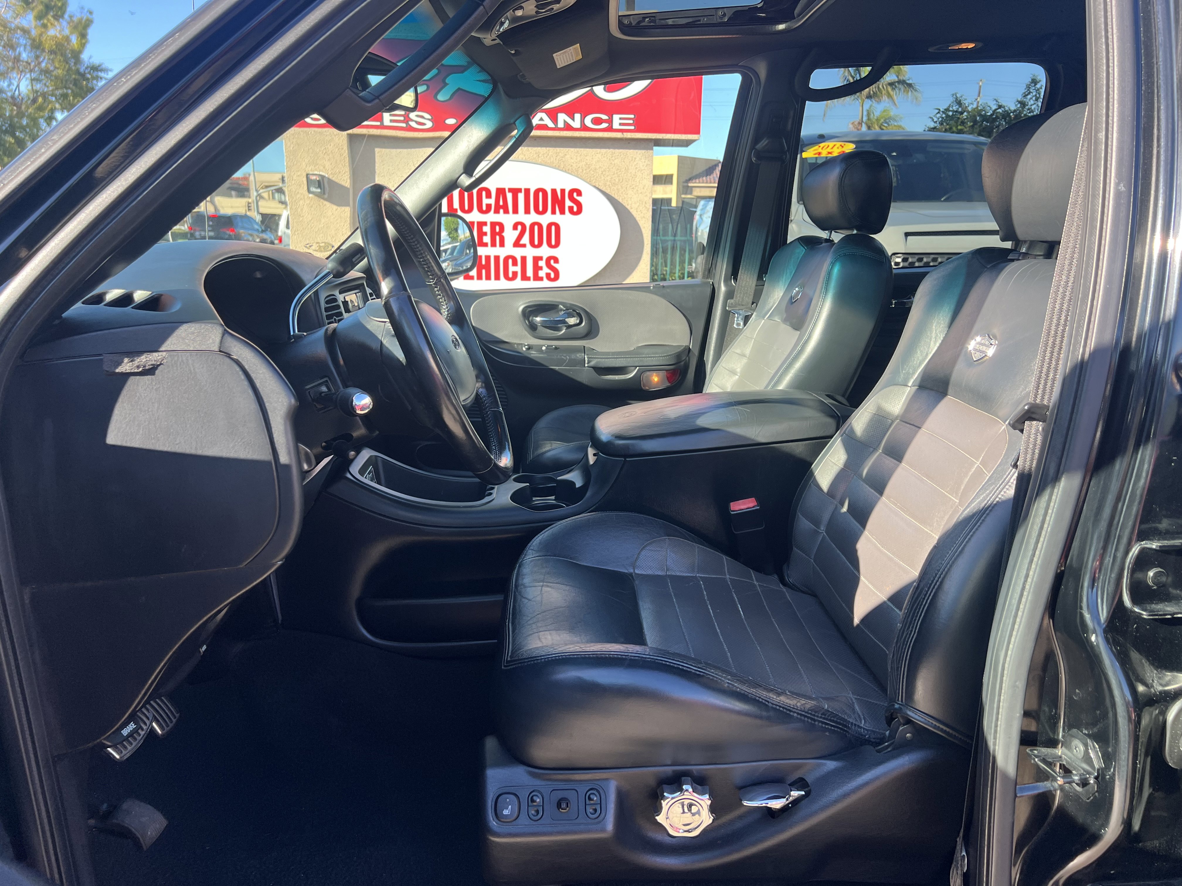 Used 2002 Ford F150 Harley-Davidson RWD image 18