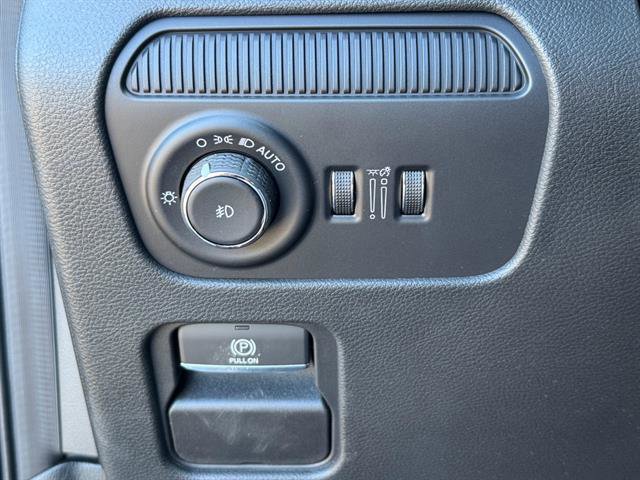 New 2025 Jeep Wagoneer Series III w/ Premium Group I image 40