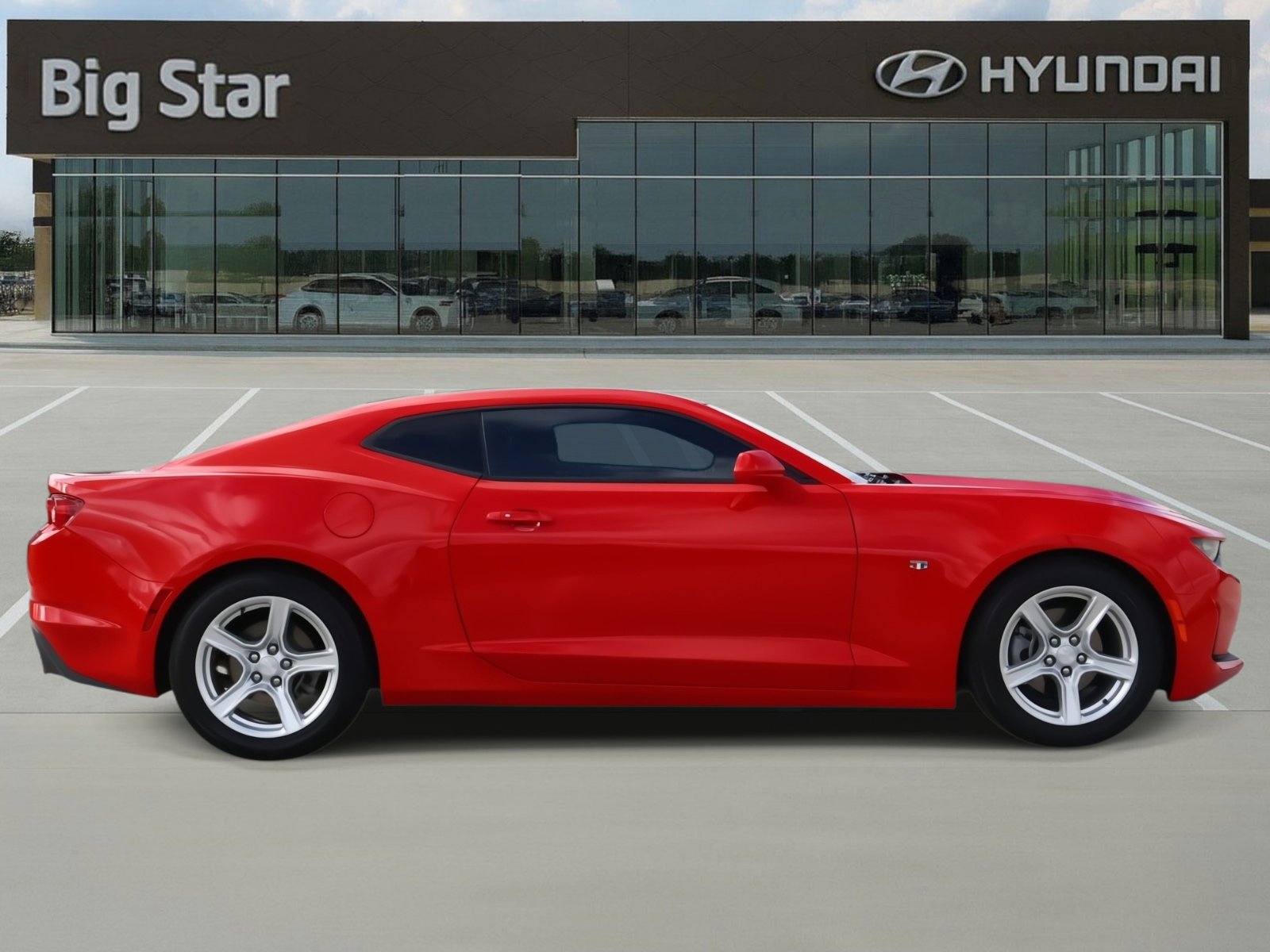 Used 2021 Chevrolet Camaro LT RWD image 5