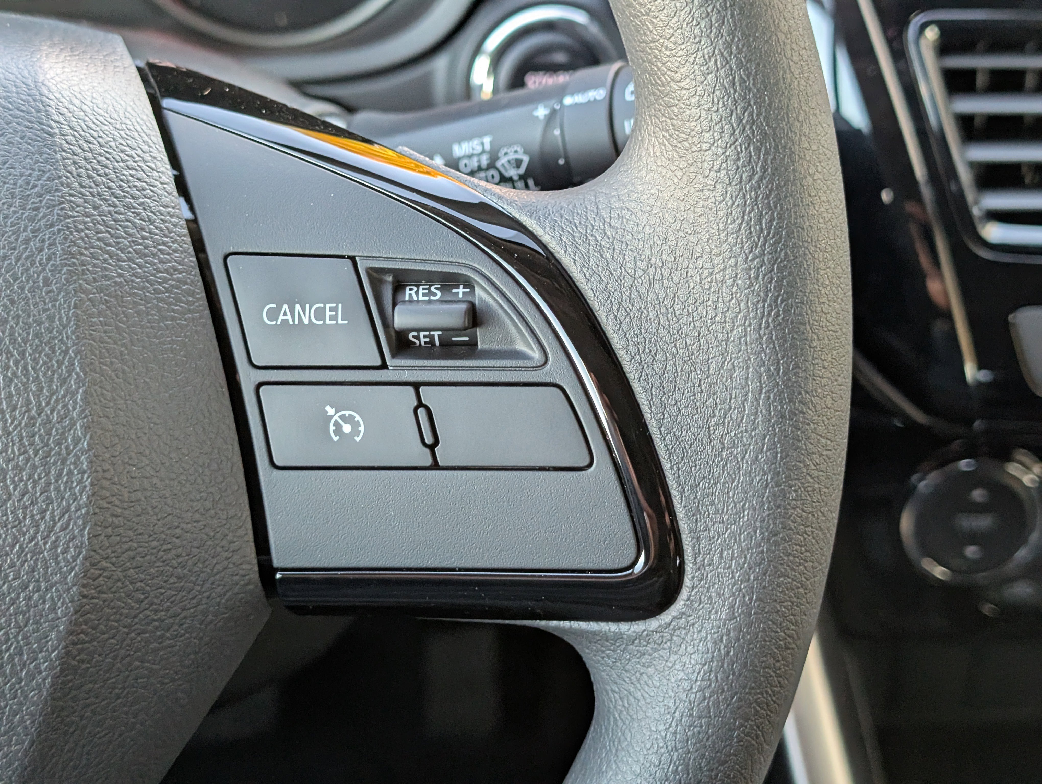 New 2026 Mitsubishi Eclipse Cross LE image 20