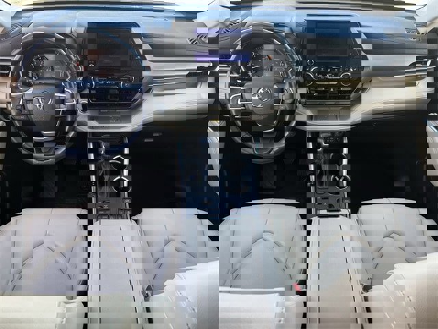 Used 2023 Toyota Highlander XLE image 11