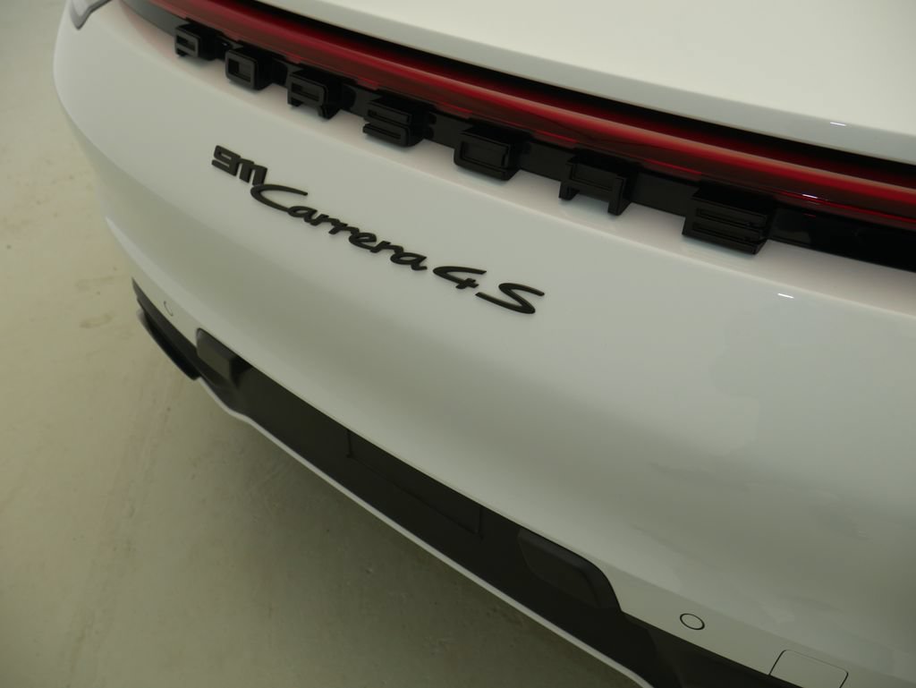 Certified 2020 Porsche 911 Carrera 4S AWD/4WD image 11