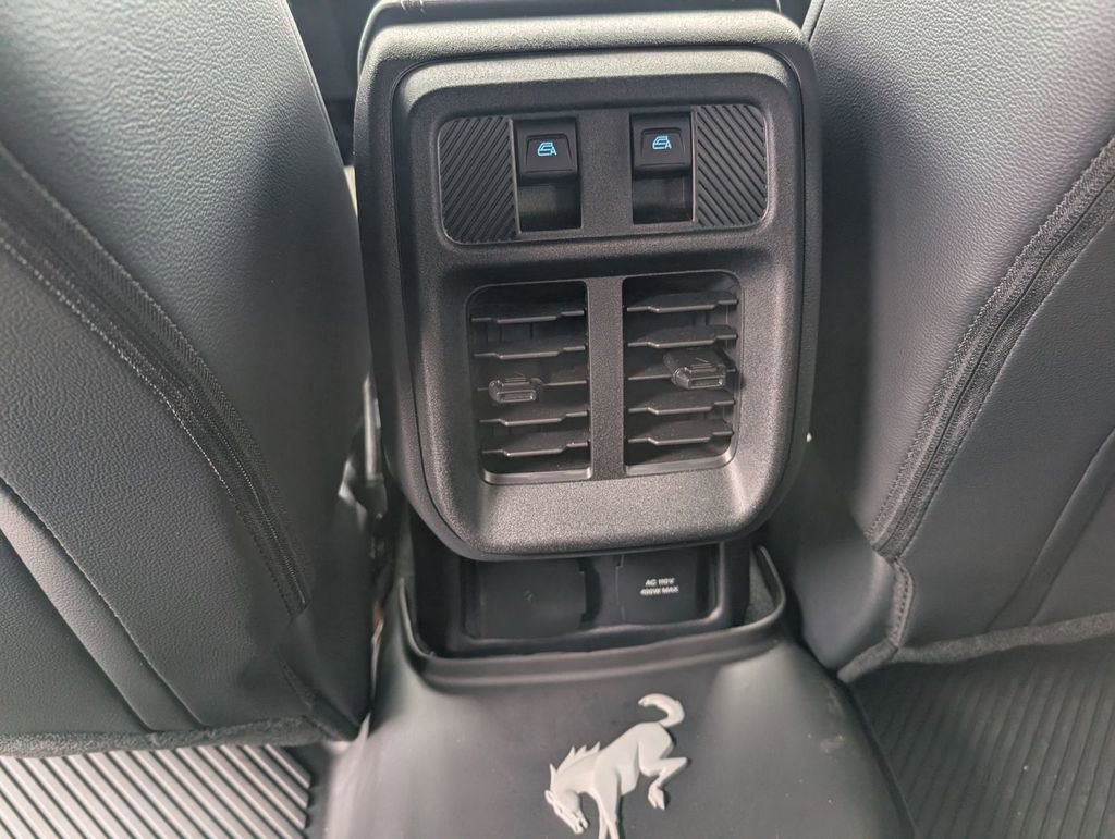 New 2025 Ford Bronco Outer Banks w/ Sasquatch Package image 42