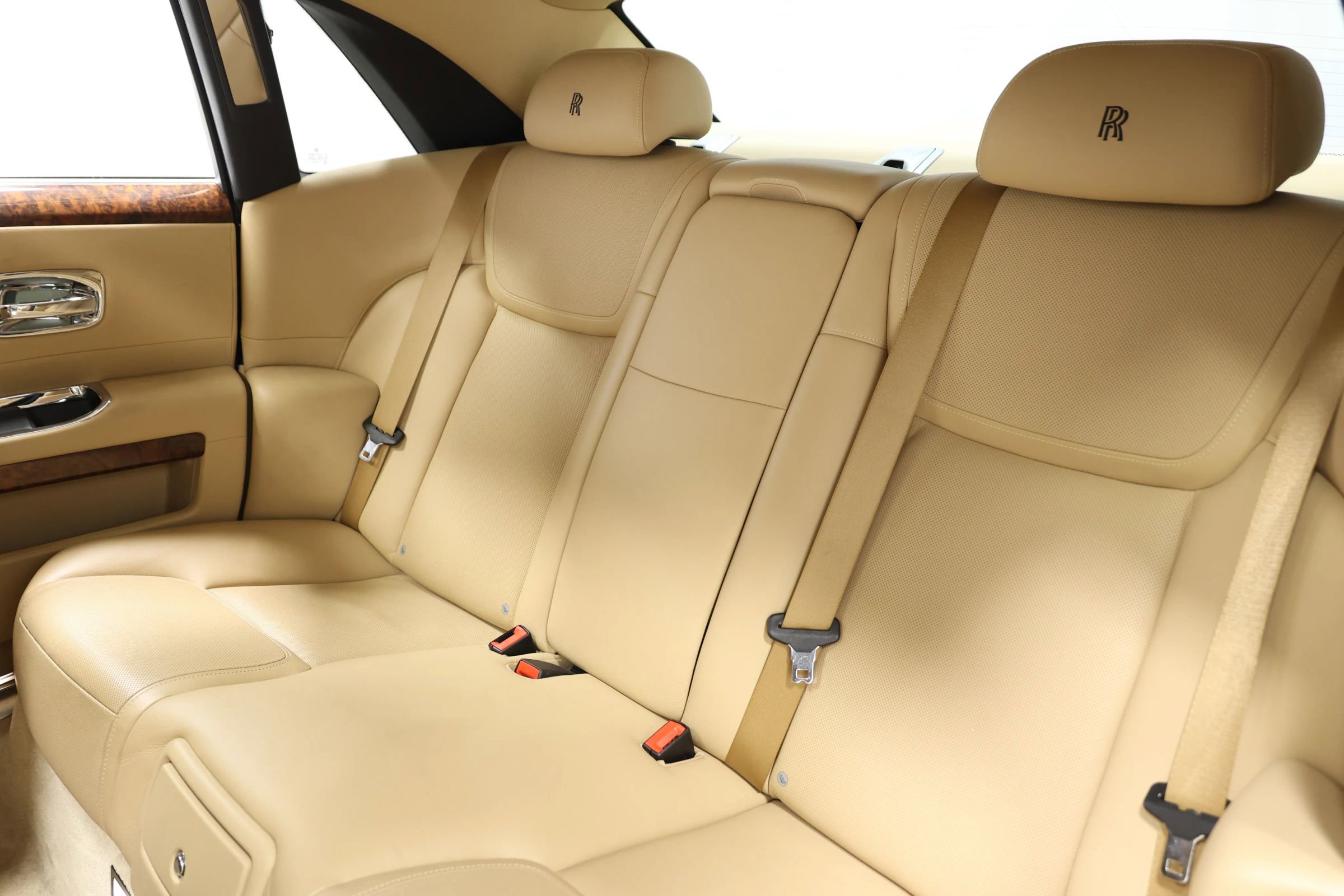 Used 2015 Rolls-Royce Ghost image 55