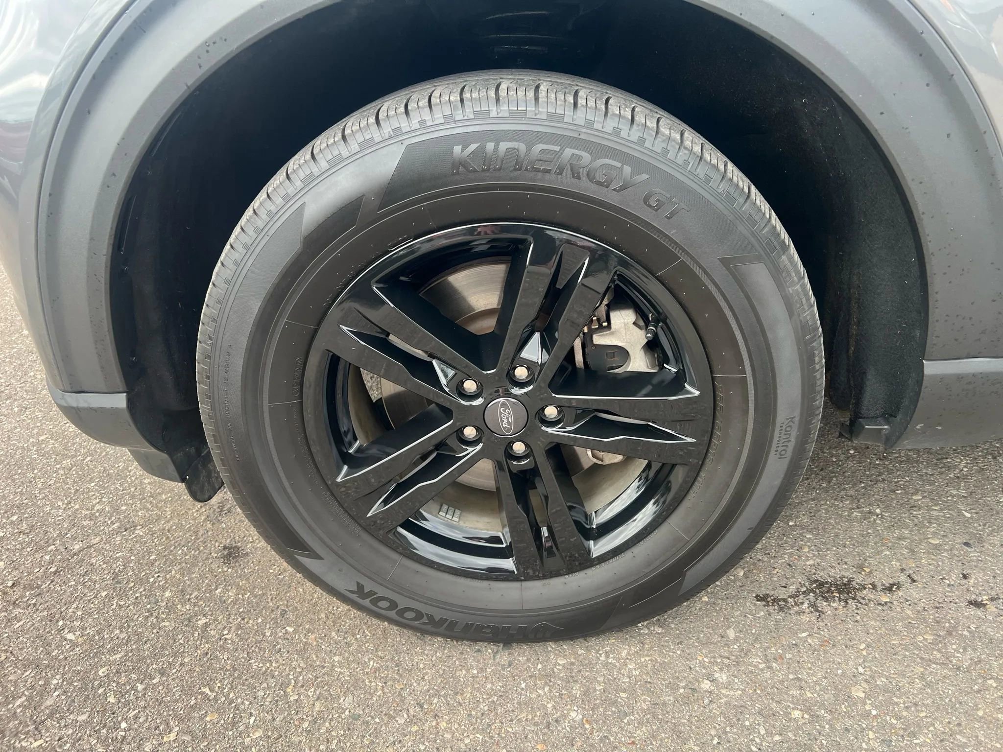 Used 2023 Ford Explorer XLT w/ Equipment Group 202A image 38