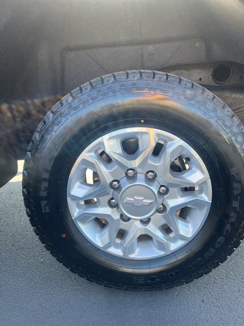 Used 2020 Chevrolet Silverado 2500 LT w/ All Star Edition image 18