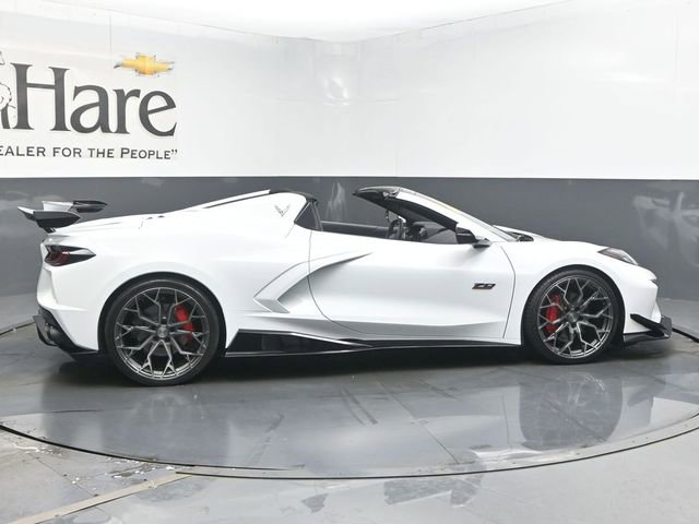Used 2023 Chevrolet Corvette Stingray Convertible w/ Chrome Exterior Badge Package RWD image 36