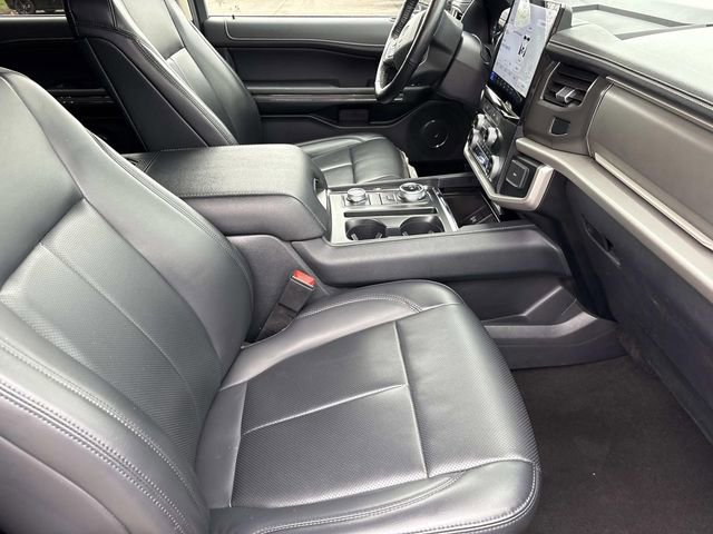 Certified 2024 Ford Expedition Max XLT image 17
