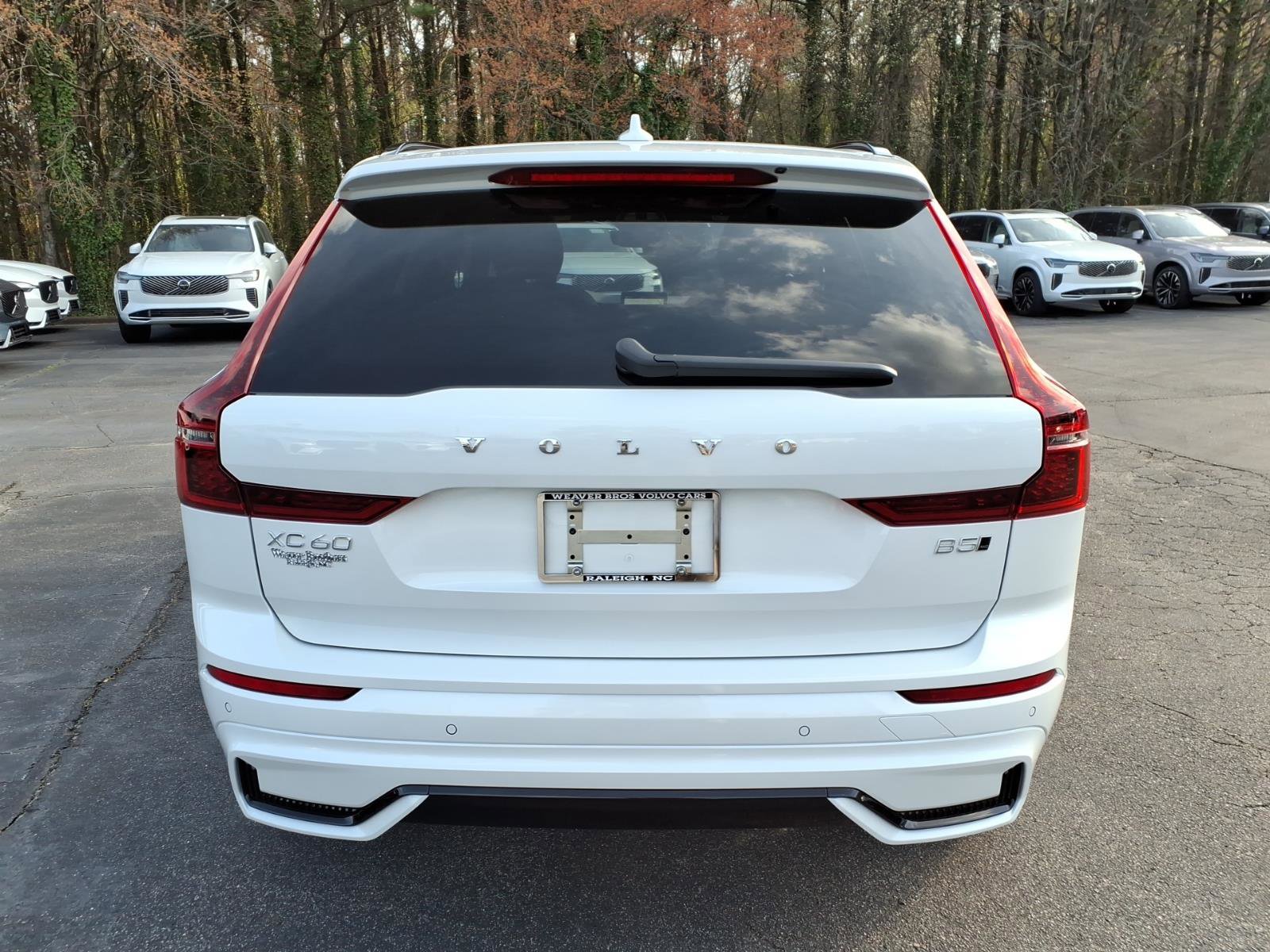 New 2026 Volvo XC60 B5 Core w/ Climate Package AWD/4WD image 4