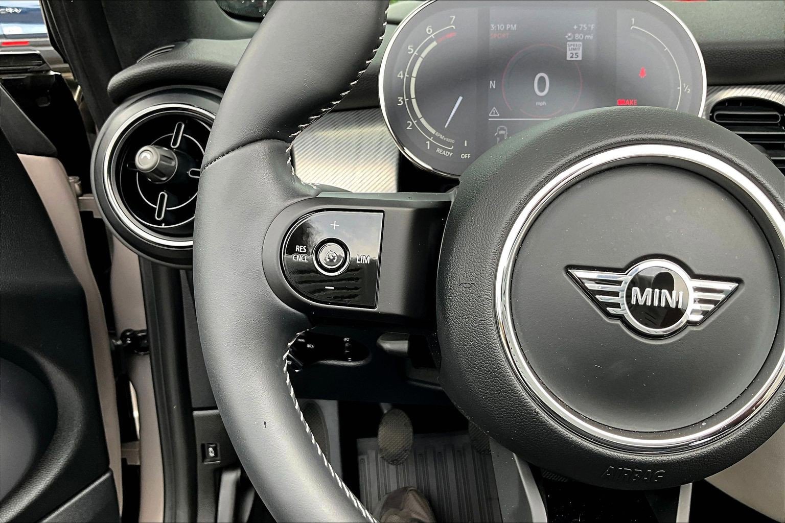 Used 2022 MINI Cooper S FWD image 19