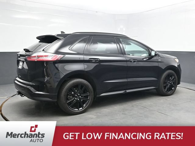 Used 2022 Ford Edge ST-Line w/ Class II Trailer Tow Package AWD/4WD image 8