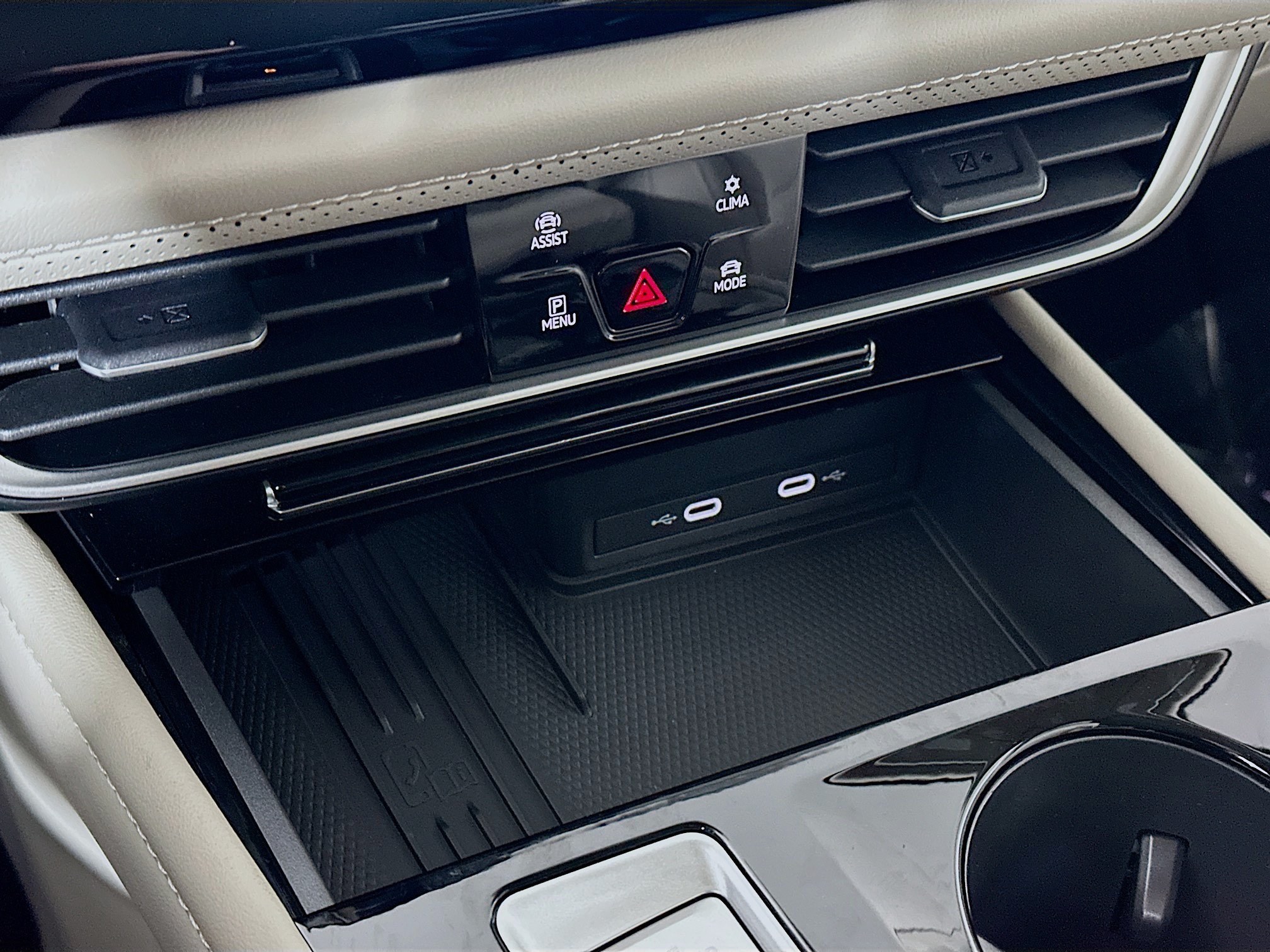 New 2026 Volkswagen Atlas SE AWD/4WD image 15