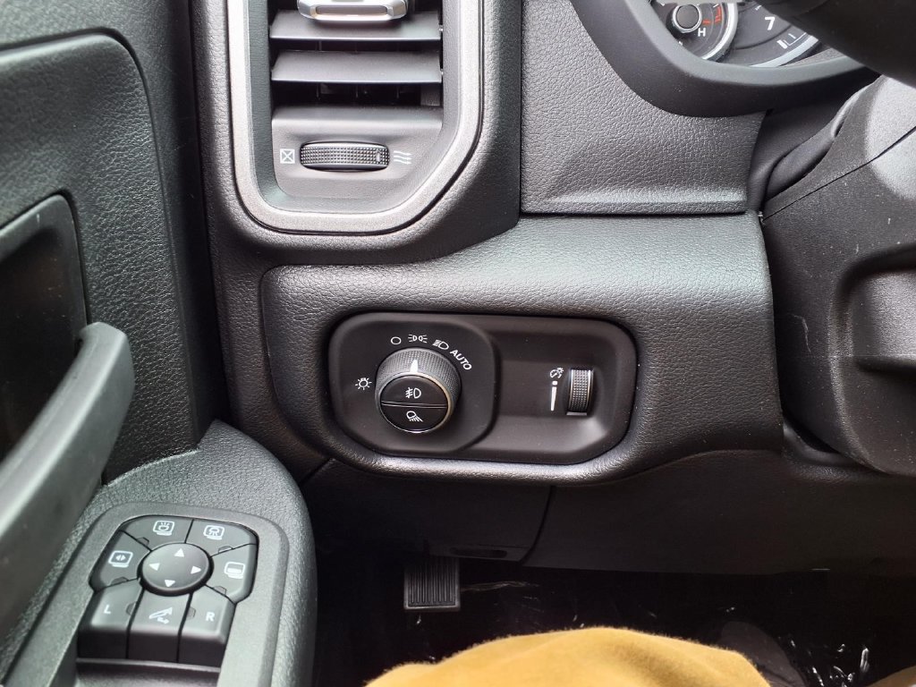 New 2027 RAM 2500 Tradesman AWD/4WD image 15