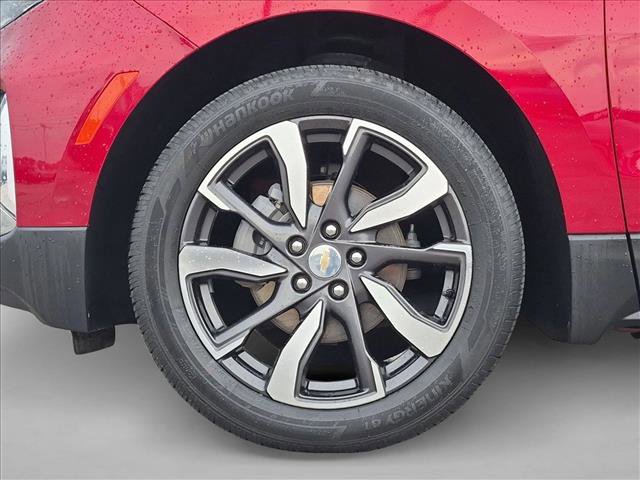 Used 2023 Chevrolet Equinox Premier w/ LPO, Floor Liner Package FWD image 30