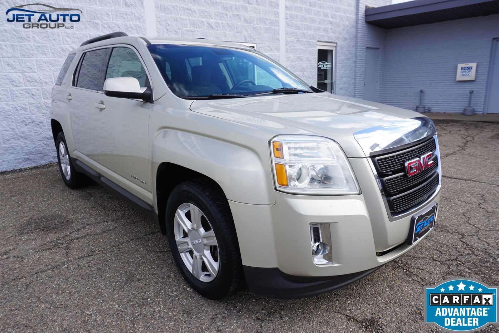 Used 2014 GMC Terrain SLE w/ Convenience Package AWD/4WD image 1