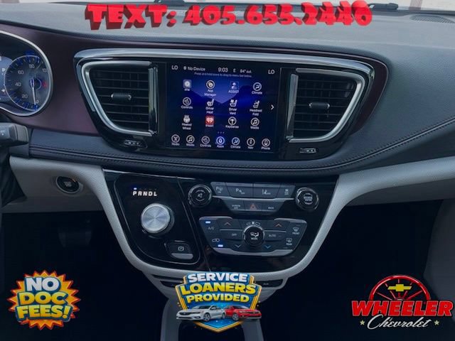 Used 2017 Chrysler Pacifica Limited FWD image 20