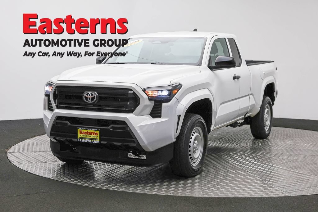 Used 2025 Toyota Tacoma SR