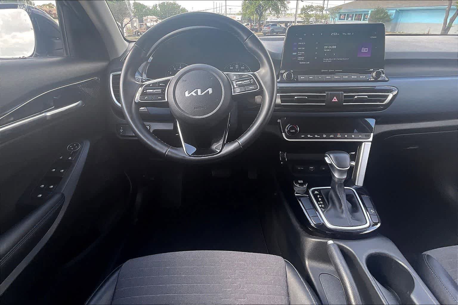 Certified 2023 Kia Seltos S w/ Navigation Package FWD image 14
