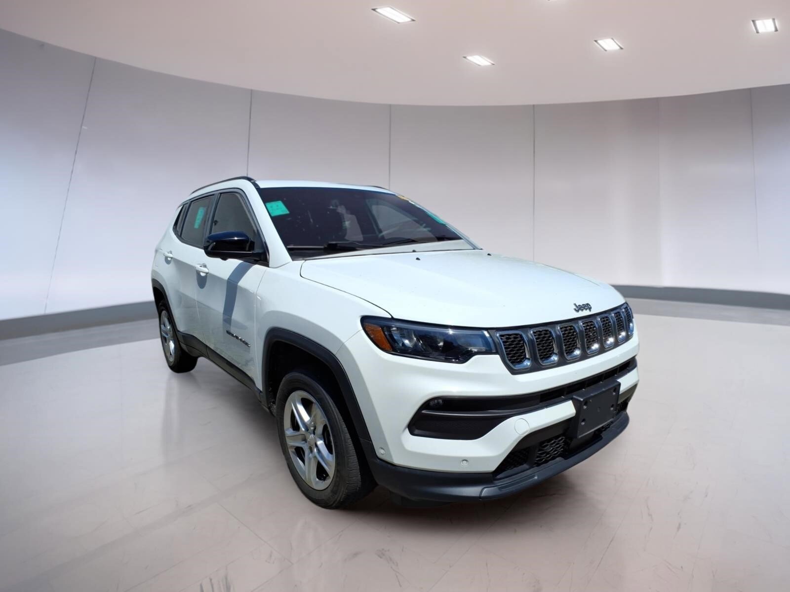 Used 2023 Jeep Compass Latitude w/ Convenience Group