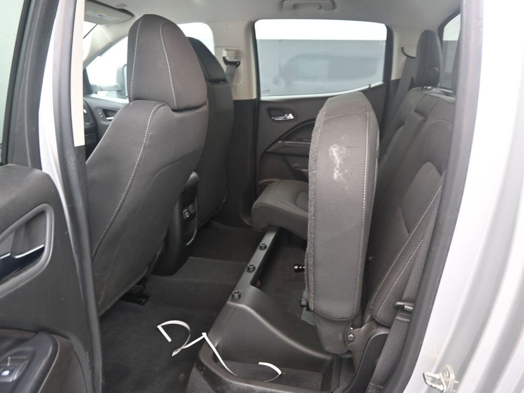 Used 2019 Chevrolet Colorado LT w/ LT Convenience Package image 16