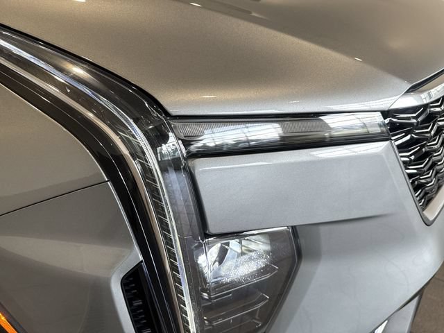 Certified 2025 Cadillac XT4 Premium Luxury w/ Cold Weather Package FWD image 11