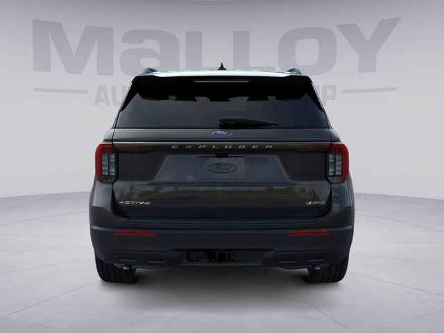 Used 2026 Ford Explorer Active AWD/4WD image 5