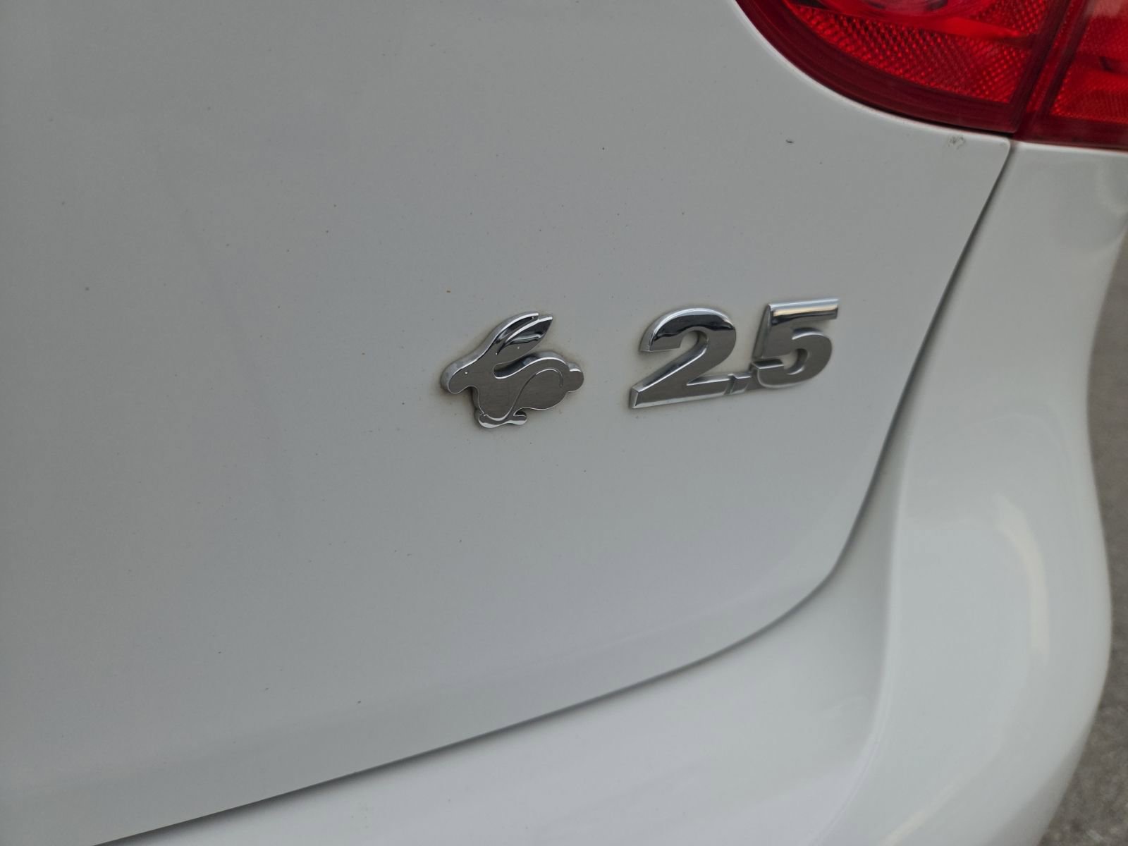 Used 2009 Volkswagen Rabbit S image 9