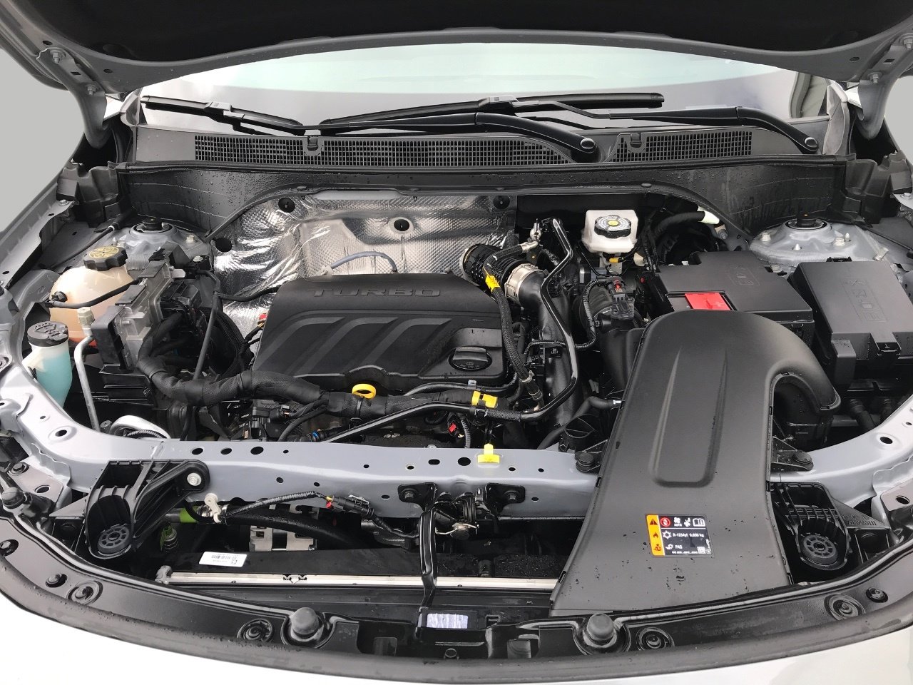 Used 2024 Buick Envista Preferred w/ Convenience I Package image 8