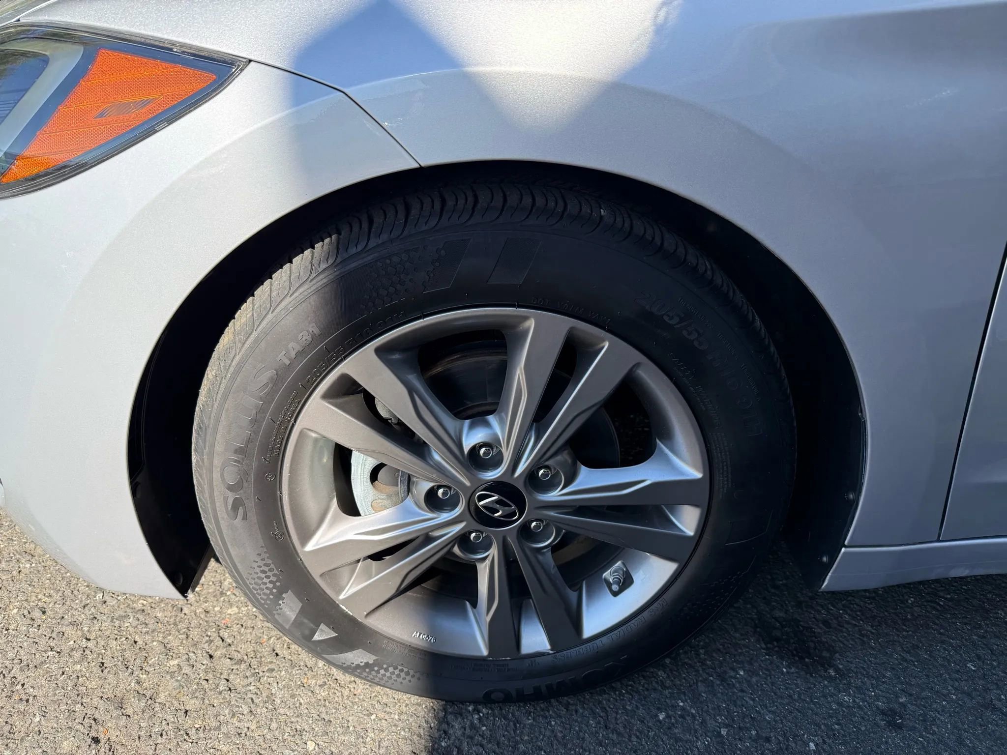 Used 2017 Hyundai Elantra Value Edition w/ Cargo Package image 34