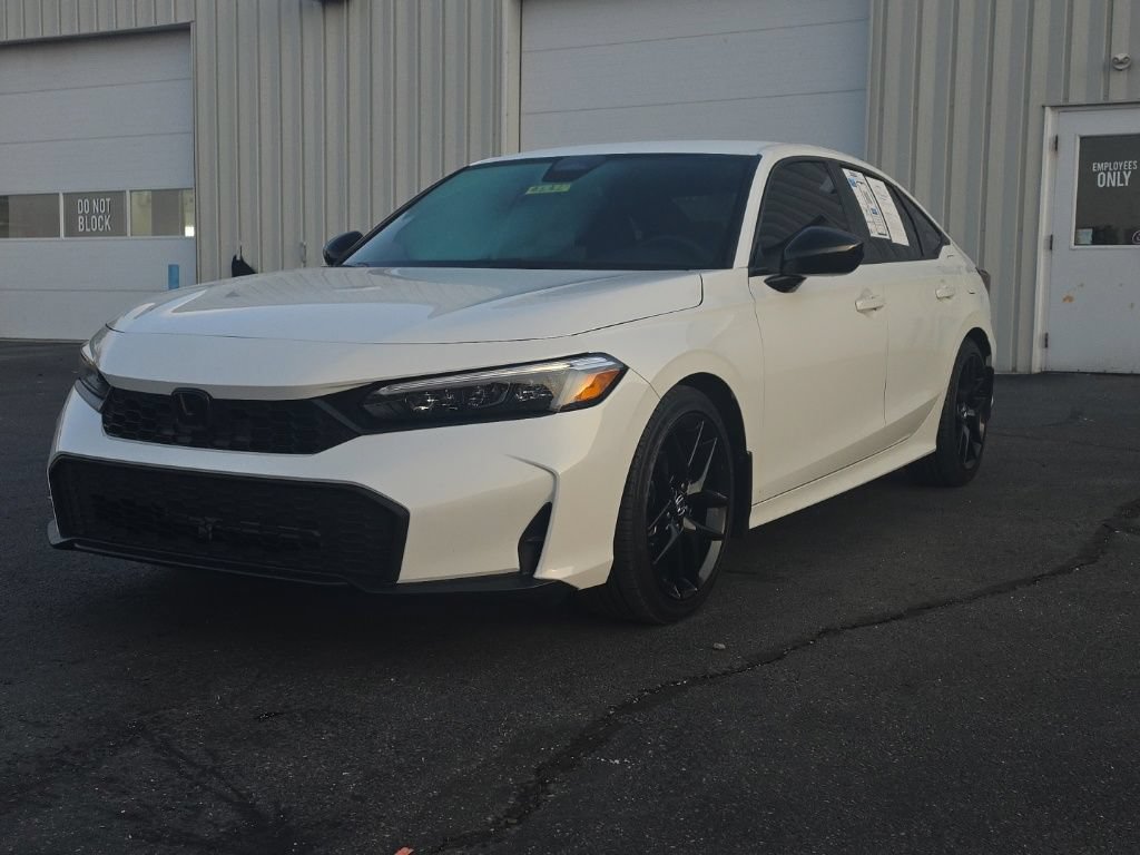 Used 2025 Honda Civic Sport image 3