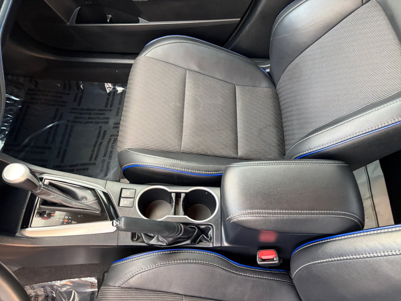 Used 2017 Toyota Corolla SE w/ Carpet Mat Package (TMS) FWD image 16