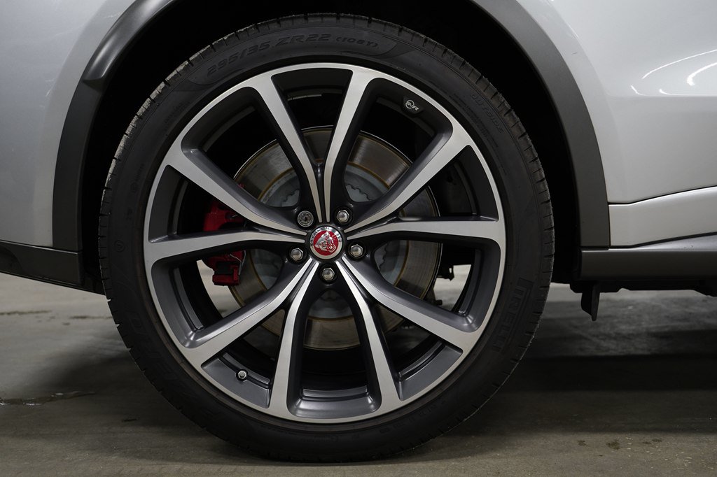 Used 2019 Jaguar F-PACE SVR AWD/4WD image 35