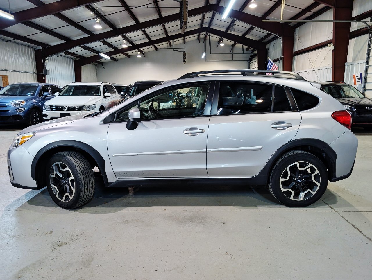 Used 2017 Subaru Crosstrek 2.0i Premium AWD/4WD image 5
