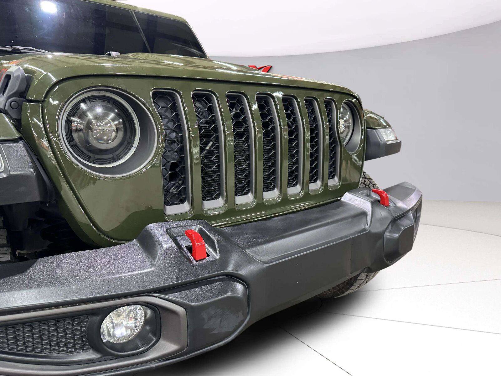 Used 2021 Jeep Gladiator Rubicon w/ Trailer Tow Package AWD/4WD image 10