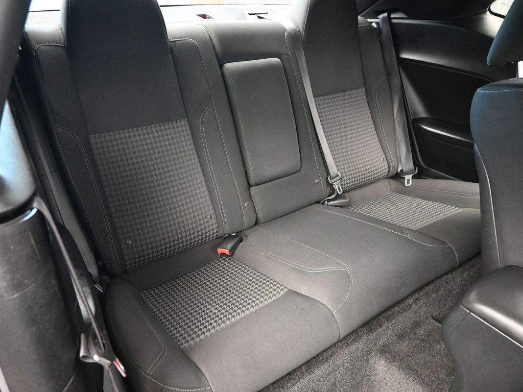 Used 2015 Dodge Challenger R/T w/ Quick Order Package 28B R/T image 30