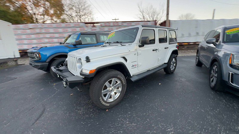 Used 2019 Jeep Wrangler Unlimited Sahara w/ Uconnect 4C Nav & Sound Group image 3